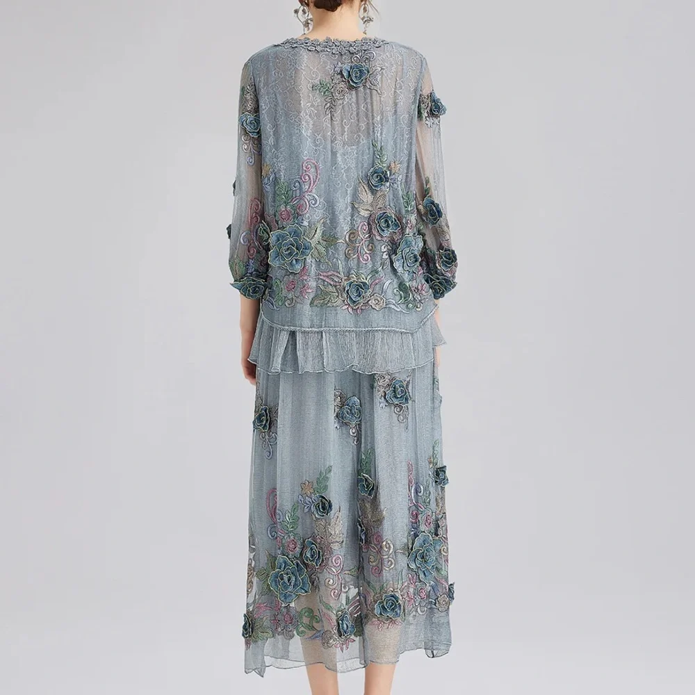 Rich Radi Q’s 3-D Floral Silk Skirt – Bluish Gray, Handcrafted Couture - Picture 5 of 9